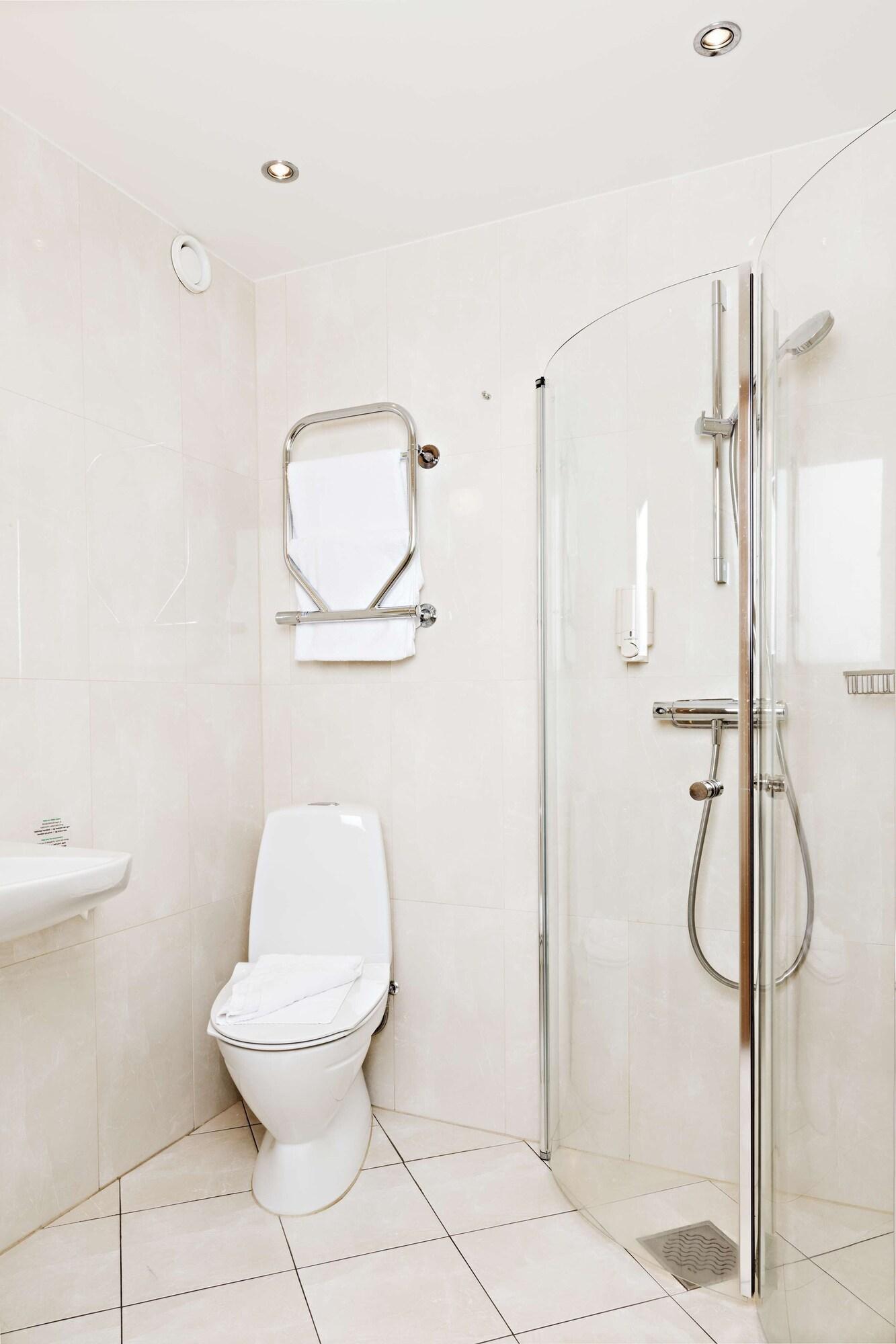 Hotel Allén - Sure By Western Allen 3*